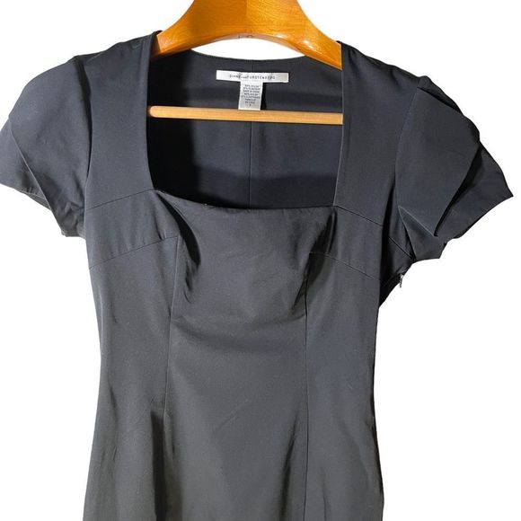Diane von Furstenberg Dress Black Square /Scoop Neckline Short Sleeve Fitted - Picture 5 of 11